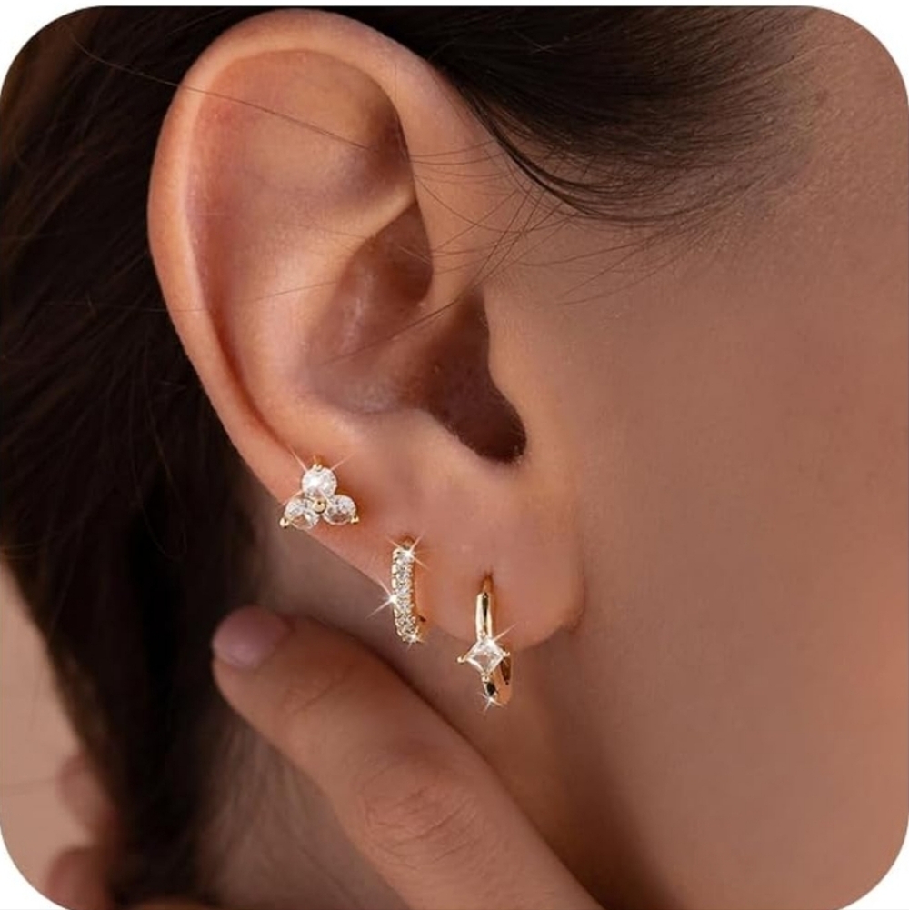 Elegant Gold Hoop Earrings
